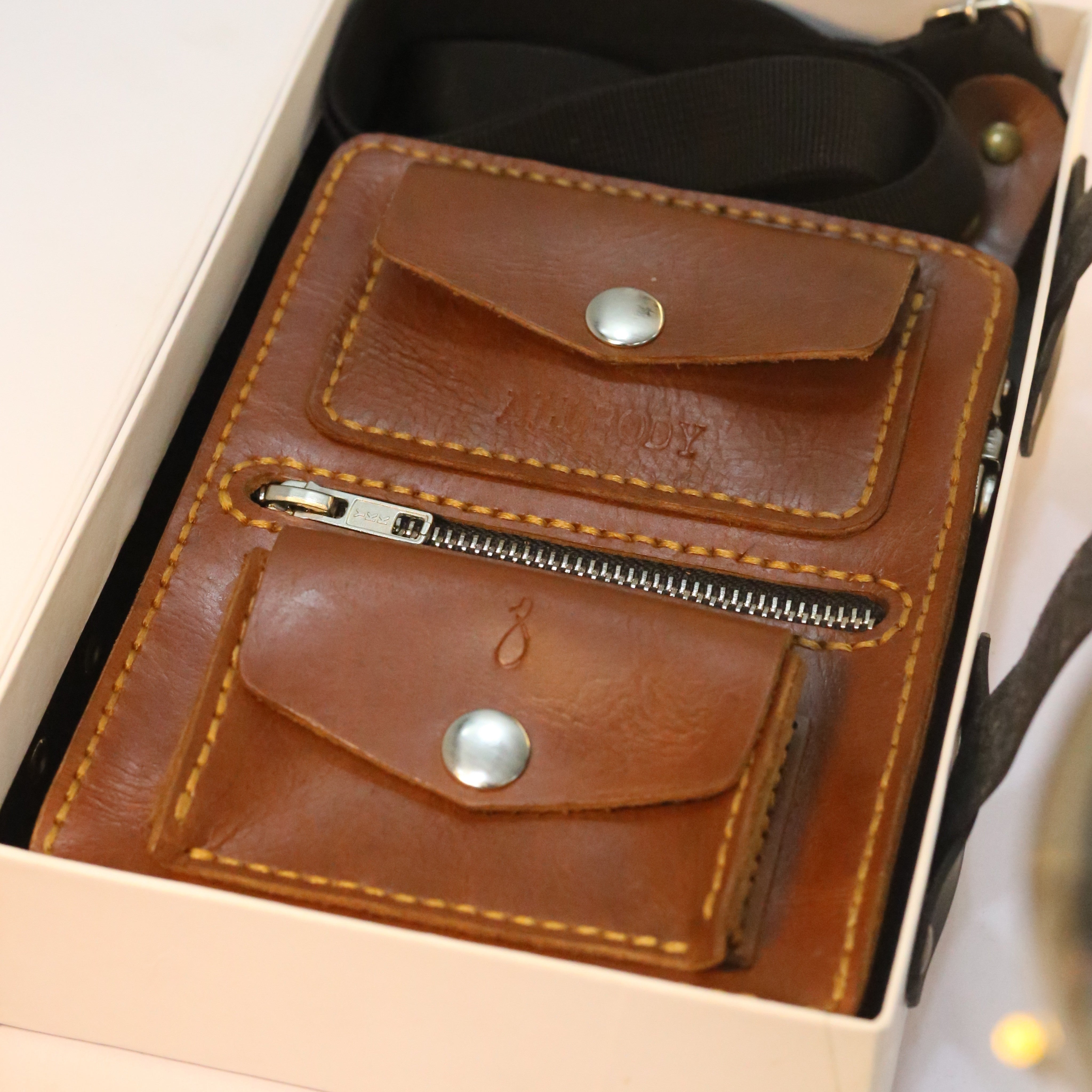 B1 Handmade Leather Crossbody Bag Brown