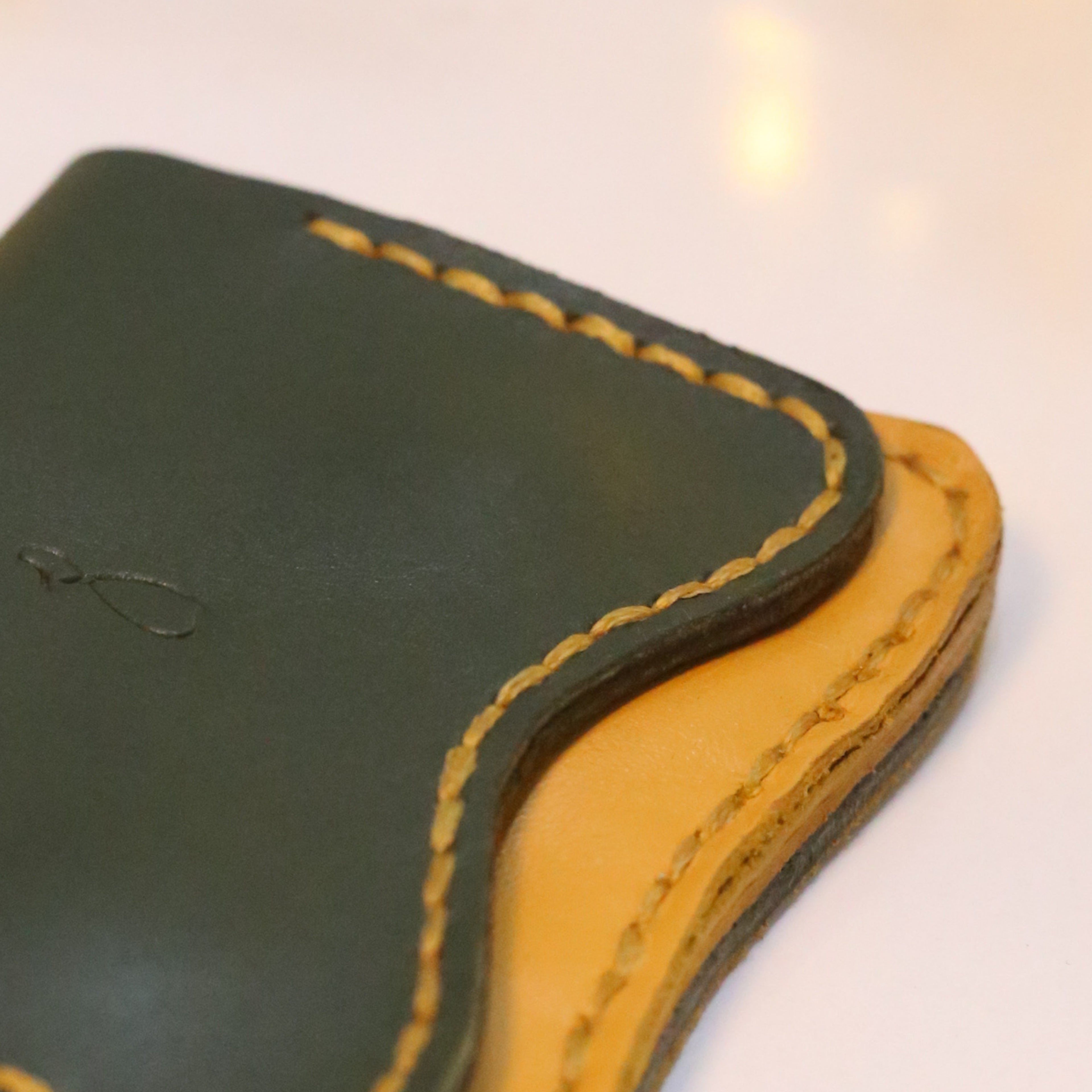 W1 Handmade Leather Card Holder Olive Green & Mustard