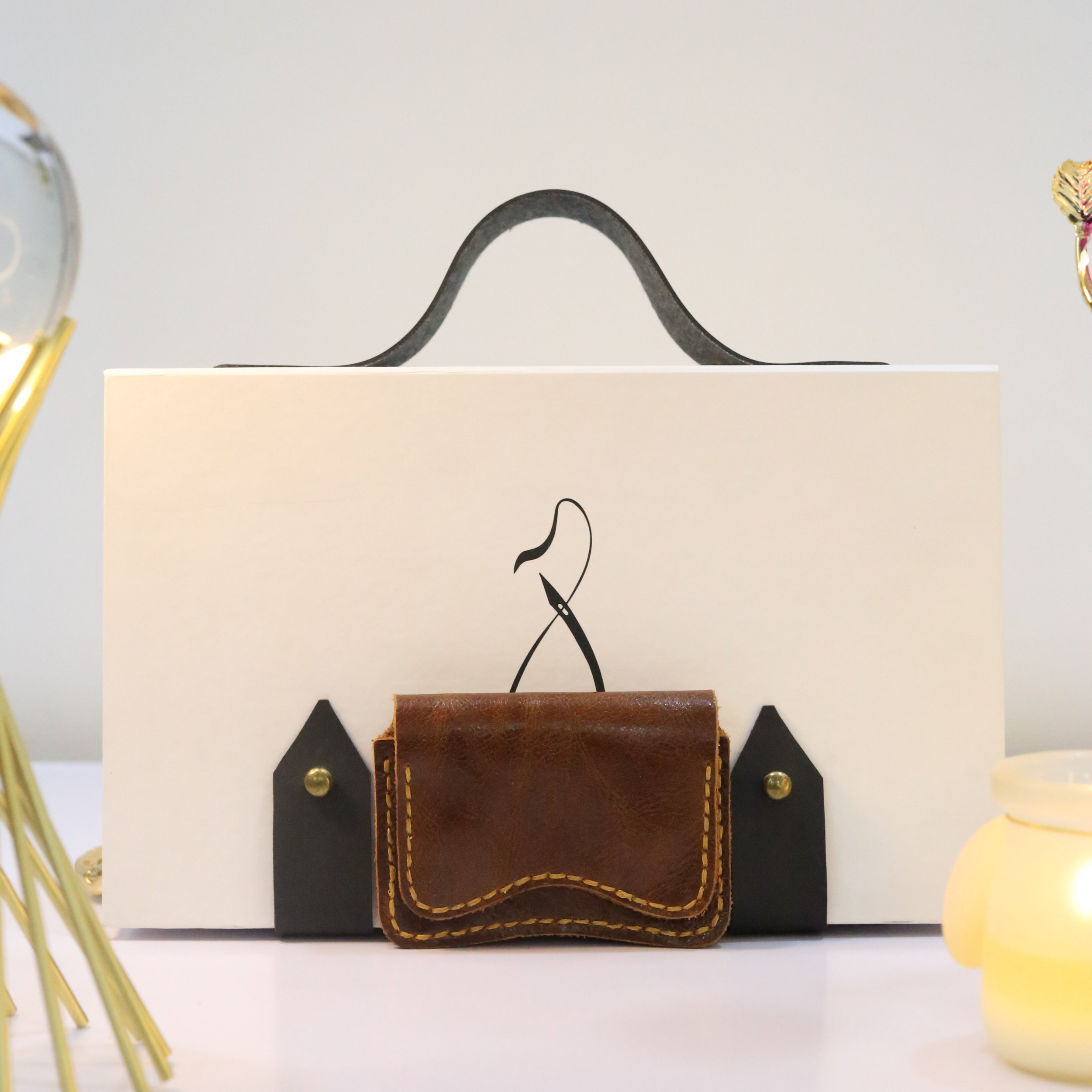 W1 Handmade Leather Card Holder Brown