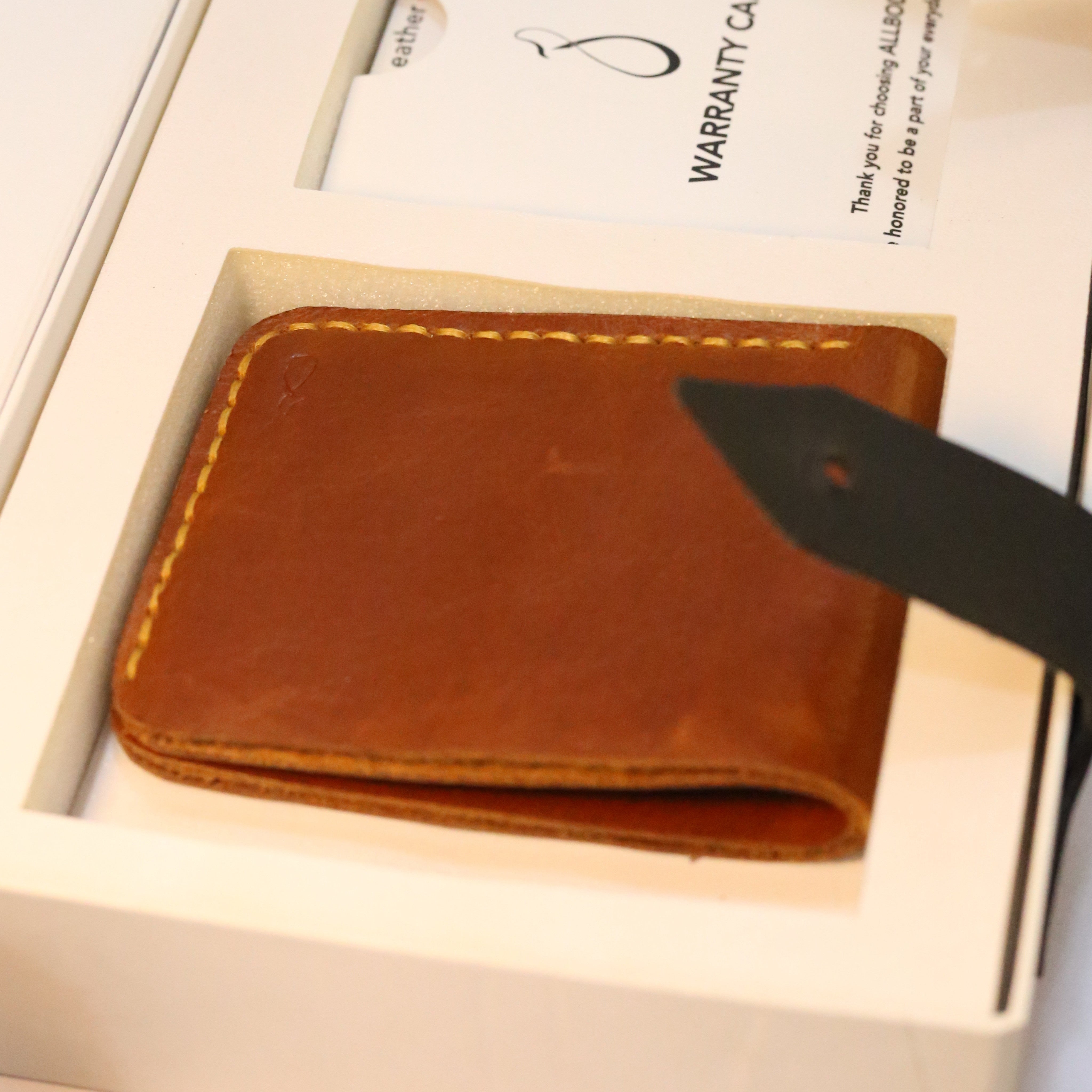 W2 Bi-Fold Handmade Leather Wallet Brown