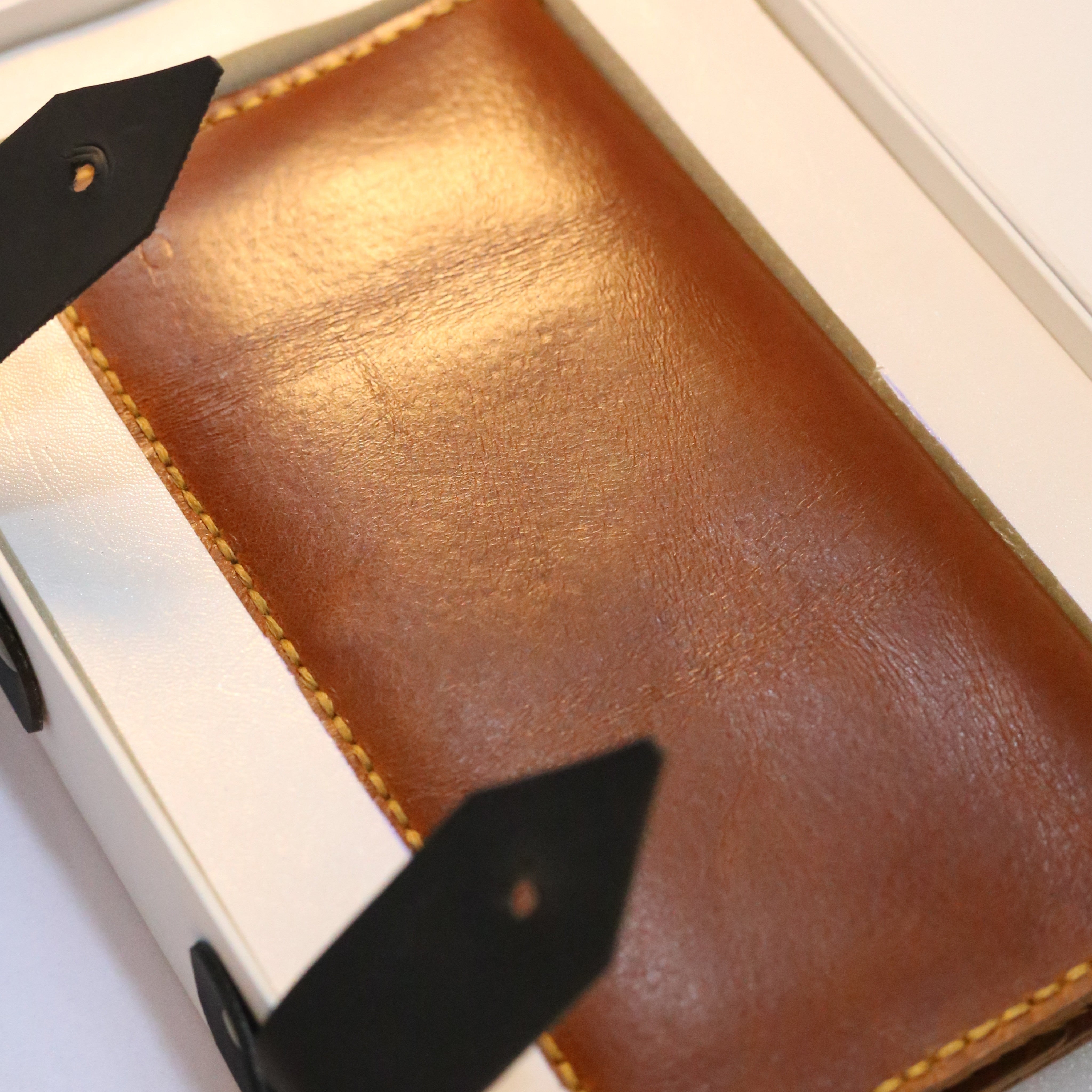 W9 Long Bi-Fold Handmade Leather Wallet Brown